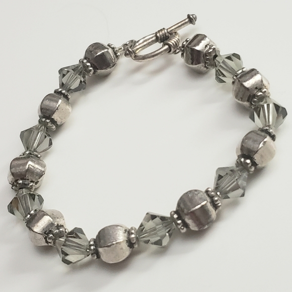 SS Metal Beads With Clear Crystal Swarovski Beads Toggle Bracelet - Picture 4 of 8